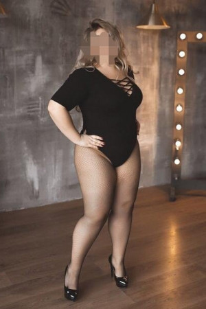 Escort girl Кира