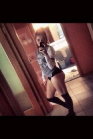 Escort girl Мила
