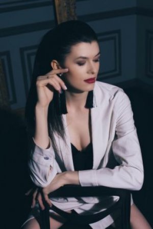 Индивидуалка Кира