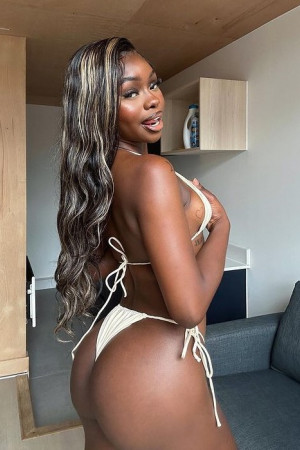 Индивидуалка Pamela